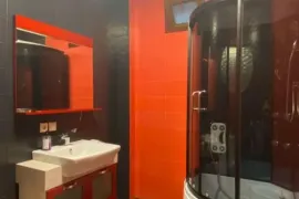 Продается квартира, 4 Kомнатная, Новостройка, Батуми