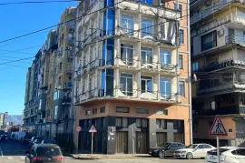 Продается квартира, 4 Kомнатная, Новостройка, Батуми