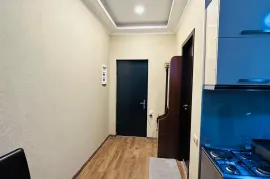 Продается квартира, 2 Kомнатная, Новостройка, Батуми