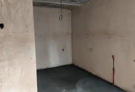 იყიდება ბინა, 4 ოთახიანი, ძველი აშენებული, თბილისი, ნუცუბიძის ფერდობი