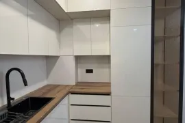 Продается квартира, 2 Kомнатная, Новостройка, Батуми