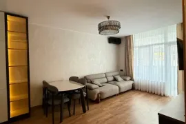 Продается квартира, 2 Kомнатная, Новостройка, Батуми