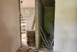 იყიდება სახლი, 7 ოთახიანი, დუშეთი, საშაბურო