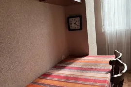 ქირავდება ბინა, 1 ოთახიანი, ძველი აშენებული, თბილისი, საბურთალო