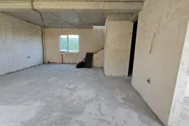 იყიდება სახლი, 5 ოთახიანი, თბილისი, საბურთალო