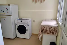 Аренда, 1 Kомнатная, Старое здание, Тбилиси, Чугурети