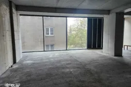 იყიდება, უნივერსალური კომერციული  ფართი, საბურთალო