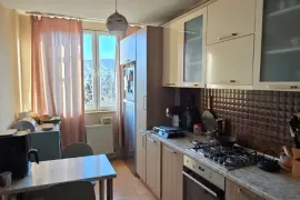 Продается квартира, 3 Kомнатная, Старое здание, Тбилиси, Плато Нуцубидзе