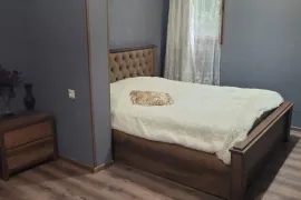 იყიდება სახლი, 5 ოთახიანი, თბილისი