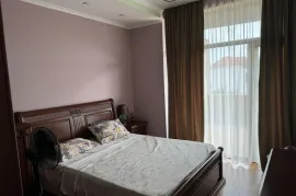 ქირავდება სახლი, 4 ოთახიანი, თბილისი, დიდი დიღომი