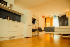 Аренда квартир посуточно, 1 Kомнатная, Новостройка, Батуми, Химшиашвили Район