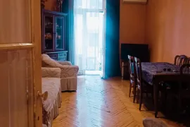 Apartment for sale, 3 Room, Old building, Tbilisi, saburtalo