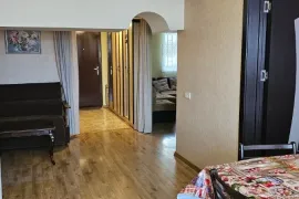 For Rent, 2 Room, Old building, Tbilisi, vake