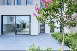 იყიდება სახლი, 7 ოთახიანი, თბილისის შემოგარენი, შინდისი