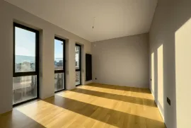 იყიდება სახლი, 7 ოთახიანი, თბილისის შემოგარენი, შინდისი