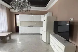 იყიდება ბინა, 4 ოთახიანი, ახალი აშენებული, ბათუმი