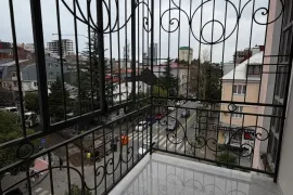 იყიდება ბინა, 4 ოთახიანი, ახალი აშენებული, ბათუმი