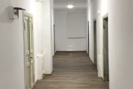 For Sale , Universal commercial space, Gori