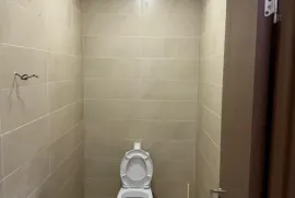 Продается , Универсальное коммерческое помещение