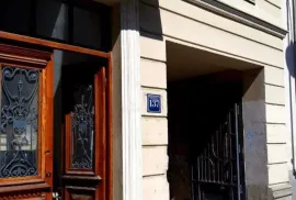 ქირავდება ბინა, 3 ოთახიანი, ძველი აშენებული, თბილისი, ჩუღურეთი