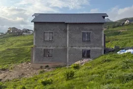 Продается Дом, 8 Kомнатная, Казбеги, Гудаури