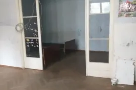 Аренда, 3 Kомнатная, Старое здание, Тбилиси, Санзона