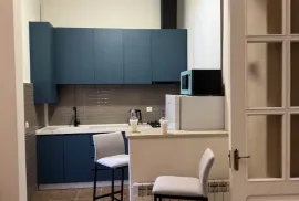 For Rent, 3 Room, Old building, Tbilisi, Chugureti