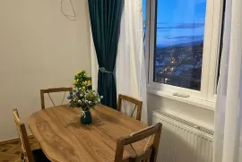 For Rent, 3 Room, Old building, Tbilisi, Avlabari