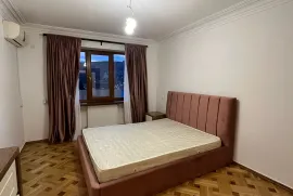 For Rent, 3 Room, Old building, Tbilisi, Avlabari
