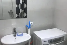 Аренда, 2 Kомнатная, Старое здание, Тбилиси, saburtalo