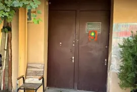 Продается , Универсальное коммерческое помещение, Абанотубани