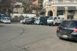 ქირავდება, კვების ობიექტი, მთაწმინდა