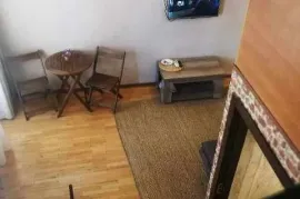 Apartment for sale, 2 Room, Old building, Tbilisi, Chugureti