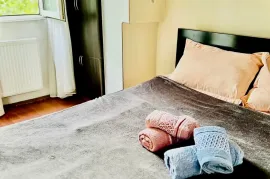 ქირავდება ბინა, 2 ოთახიანი, ძველი აშენებული, თბილისი, ჩუღურეთი