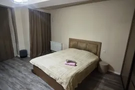 ქირავდება ბინა დღიურად, 2 ოთახიანი, ახალი აშენებული, თბილისი, გლდანი