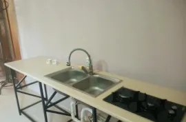 ქირავდება სახლი დღიურად, 2 ოთახიანი, ზუგდიდი, ზუგდიდი