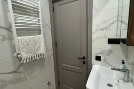 იყიდება ბინა, 3 ოთახიანი, ახალი აშენებული, ბათუმი, აეროპორტის უბანი