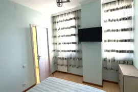 იყიდება ბინა, 3 ოთახიანი, ახალი აშენებული, ბათუმი, აეროპორტის უბანი