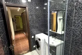 იყიდება ბინა, 3 ოთახიანი, ახალი აშენებული, ბათუმი, აეროპორტის უბანი