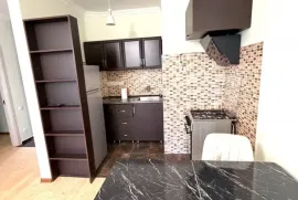 იყიდება ბინა, 3 ოთახიანი, ახალი აშენებული, ბათუმი, აეროპორტის უბანი