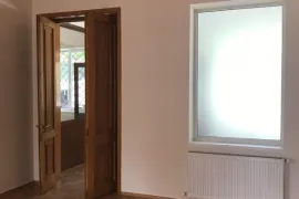 ქირავდება სახლი, 11 ოთახიანი, თბილისი, ვეძისი