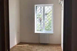 ქირავდება სახლი, 11 ოთახიანი, თბილისი, ვეძისი