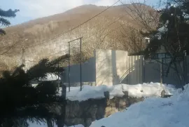 იყიდება სახლი, 5 ოთახიანი, თბილისის შემოგარენი, წყნეთი