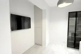 ქირავდება ბინა, 2 ოთახიანი, ძველი აშენებული, თბილისი, ვაკე