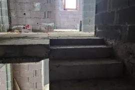 იყიდება სახლი, 5 ოთახიანი, თბილისის შემოგარენი, კიკეთი