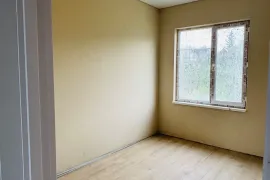 იყიდება სახლი, 3 ოთახიანი, თბილისი, მუხიანი