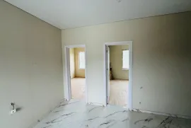 იყიდება სახლი, 3 ოთახიანი, თბილისი, მუხიანი