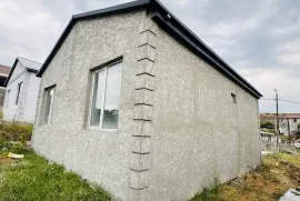 იყიდება სახლი, 3 ოთახიანი, თბილისი, მუხიანი