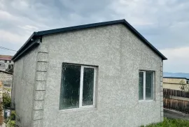 იყიდება სახლი, 3 ოთახიანი, თბილისი, მუხიანი