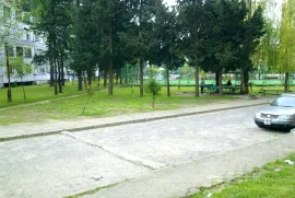 Daily Apartment Rent, 3 Room, Old building, Batumi, Khimshiashvili District